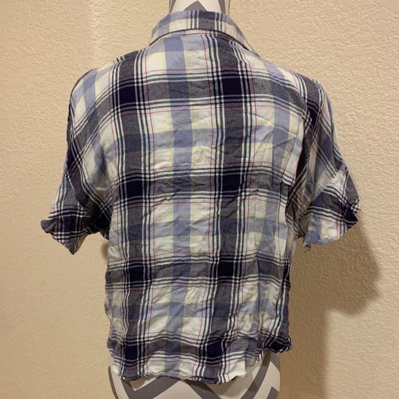 Pastel blue plaid button up crop top size large mossimo - Picture 2 of 4
